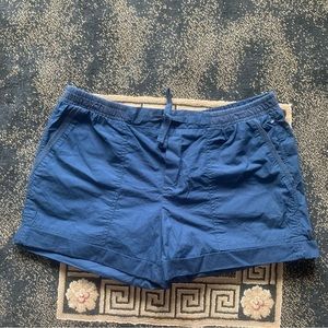 NWOT blue shorts // sz large
